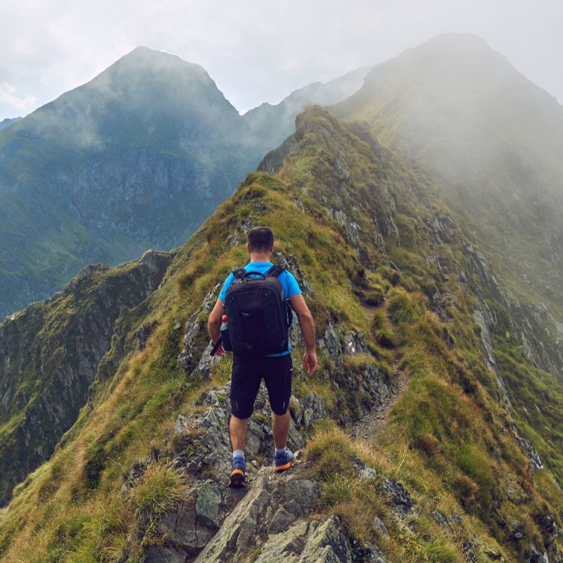 Best Gifts for Backpackers - Gift Ideas for Backpackers